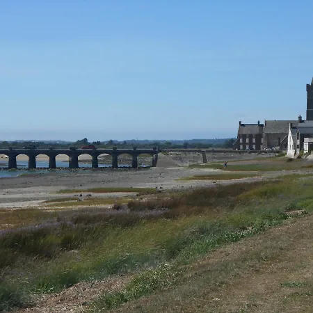 Le Petit Dernier Apartmán Portbail